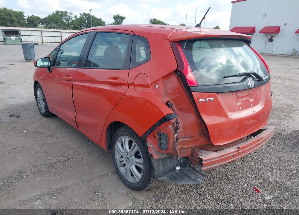 2018 HONDA FIT LX VIN: 3HGGK5H45JM730922