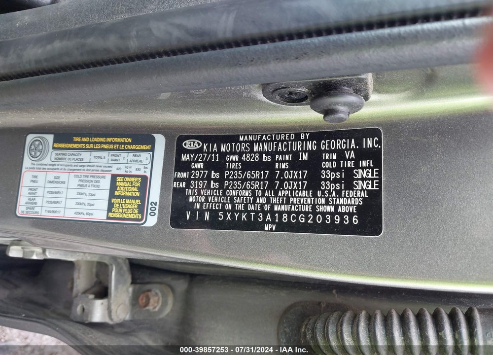 2012 KIA SORENTO LX VIN: 5XYKT3A18CG203936