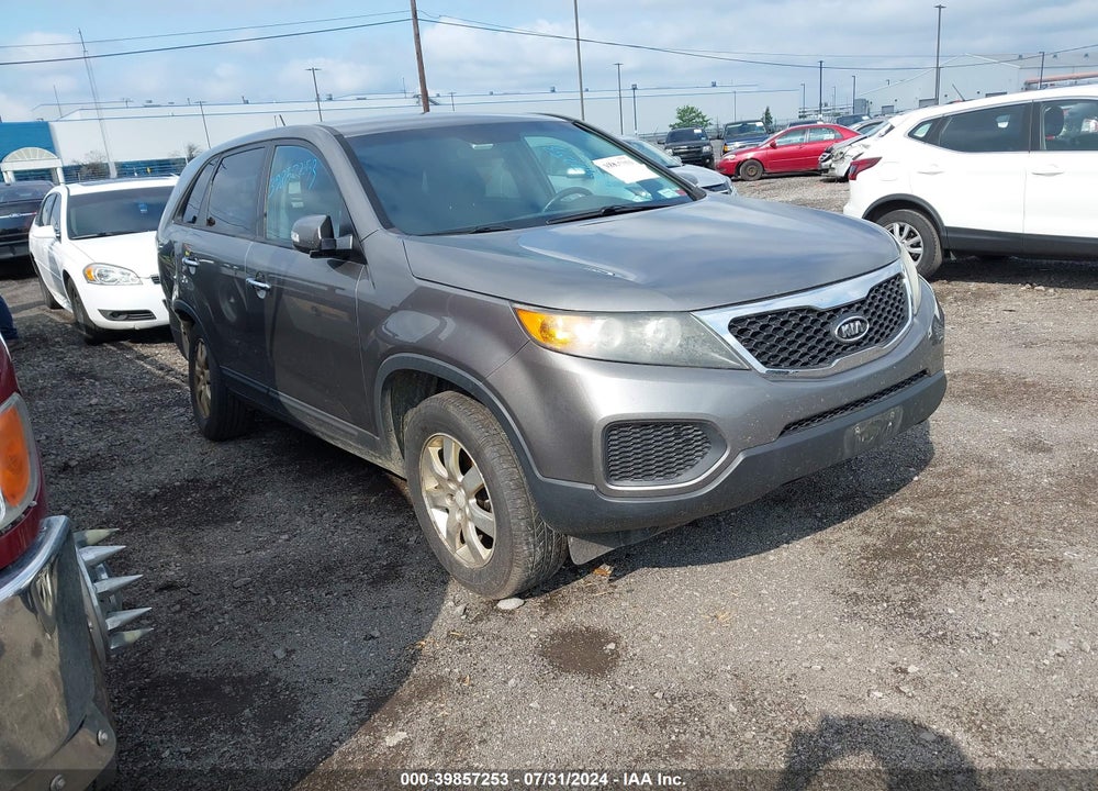 2012 KIA SORENTO LX VIN: 5XYKT3A18CG203936