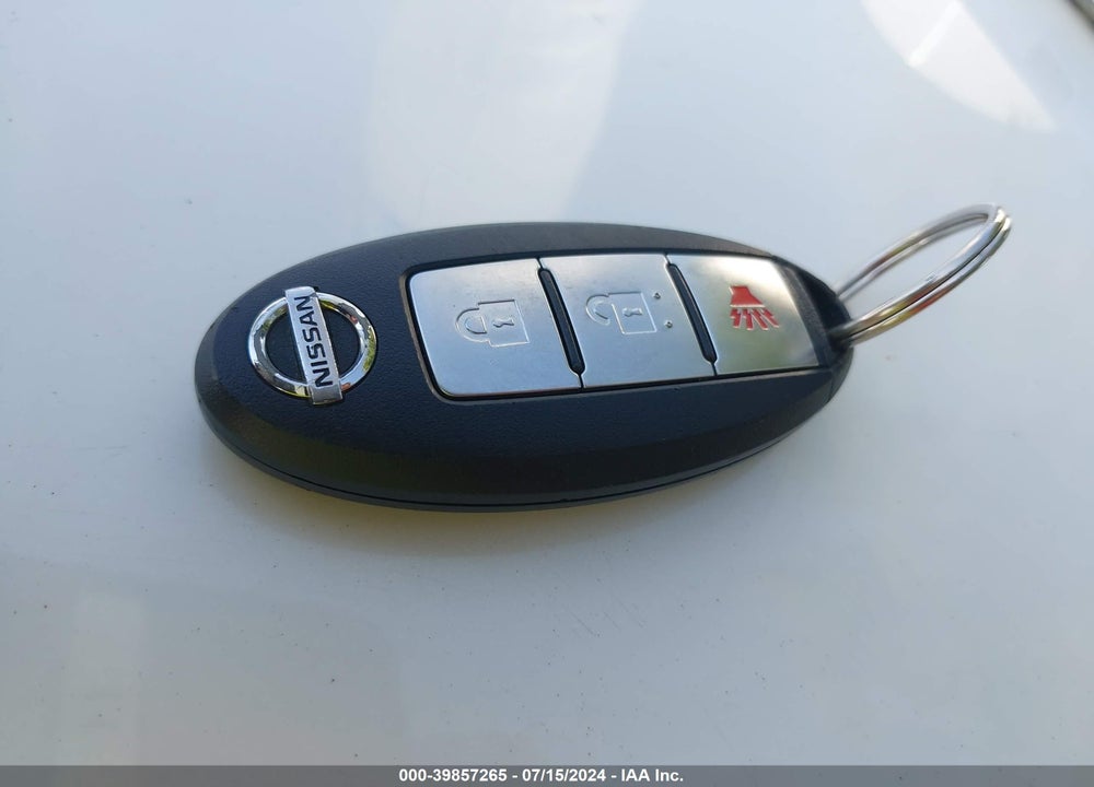 2011 NISSAN ROGUE SV VIN: JN8AS5MV1BW681176