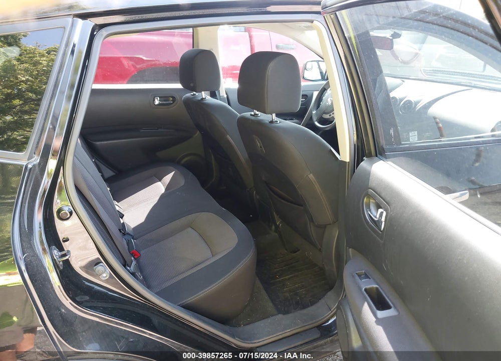 2011 NISSAN ROGUE SV VIN: JN8AS5MV1BW681176
