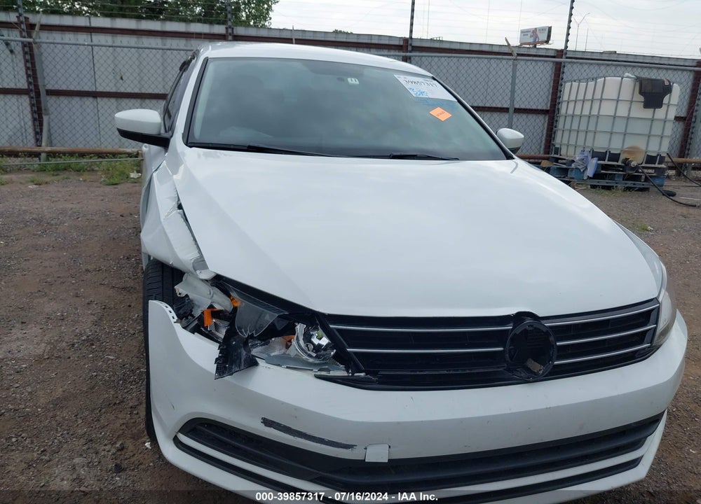 2017 VOLKSWAGEN JETTA 1.4T S VIN: 3VW2B7AJ3HM216675