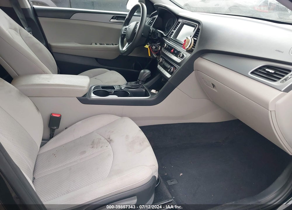 2019 HYUNDAI SONATA SE VIN: 5NPE24AFXKH742809