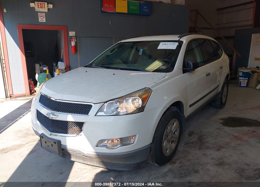 2011 CHEVROLET TRAVERSE LS VIN: 1GNKVEED6BJ214921
