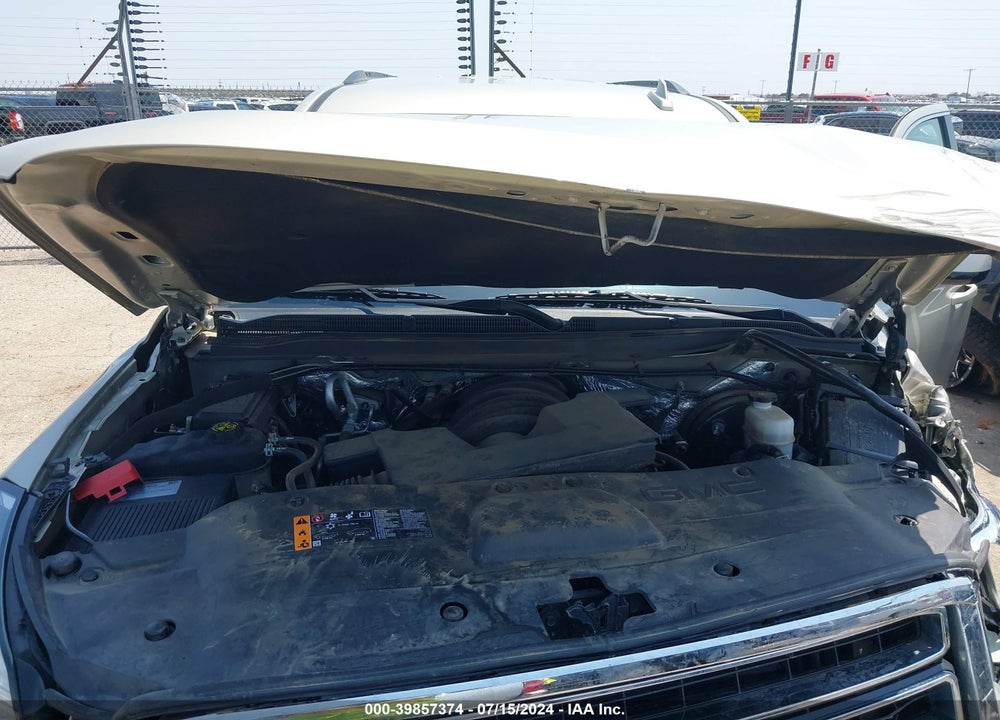 2017 GMC YUKON SLT VIN: 1GKS2BKC9HR126455