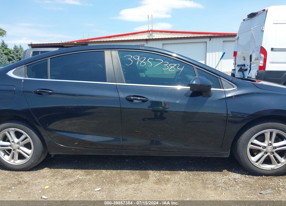 2017 CHEVROLET CRUZE LT AUTO VIN: 1G1BE5SMXH7185824