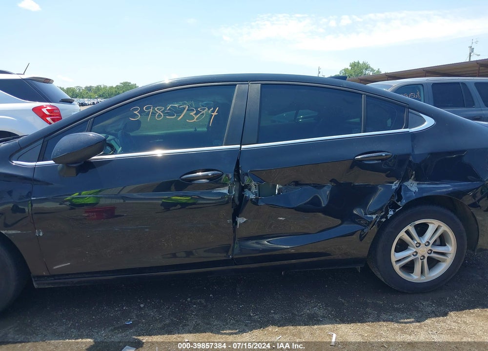 2017 CHEVROLET CRUZE LT AUTO VIN: 1G1BE5SMXH7185824