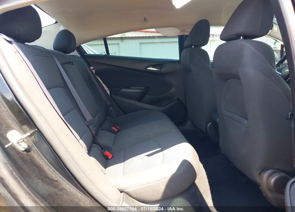 2017 CHEVROLET CRUZE LT AUTO VIN: 1G1BE5SMXH7185824