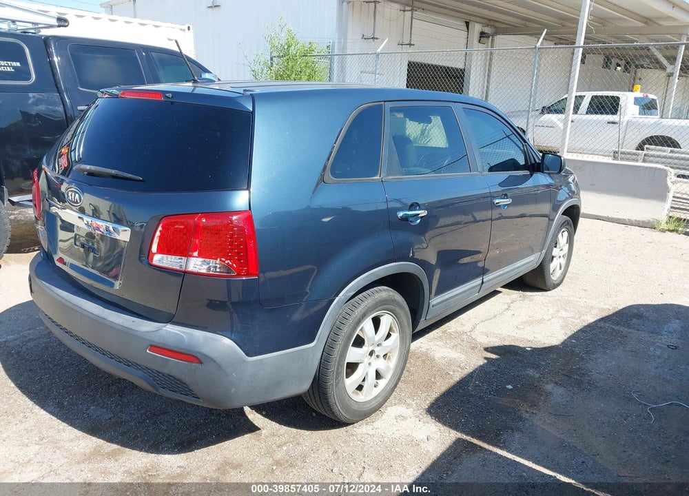 2011 KIA SORENTO VIN: 5XYKT3A11BG149619