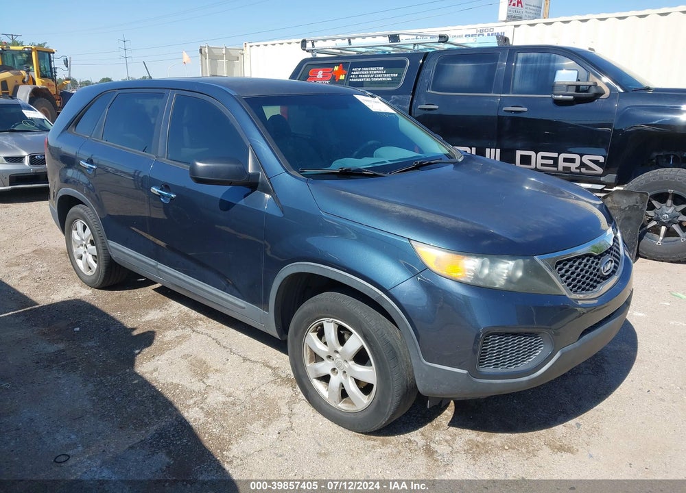 2011 KIA SORENTO VIN: 5XYKT3A11BG149619