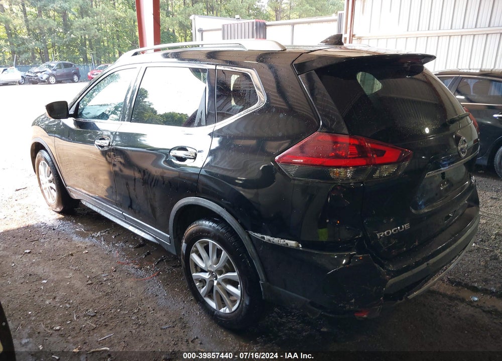 2018 NISSAN ROGUE SV VIN: KNMAT2MV6JP523061