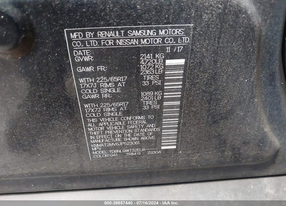 2018 NISSAN ROGUE SV VIN: KNMAT2MV6JP523061