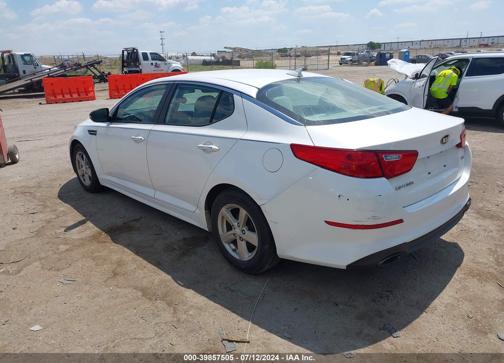 2015 KIA OPTIMA LX VIN: KNAGM4A76F5542010