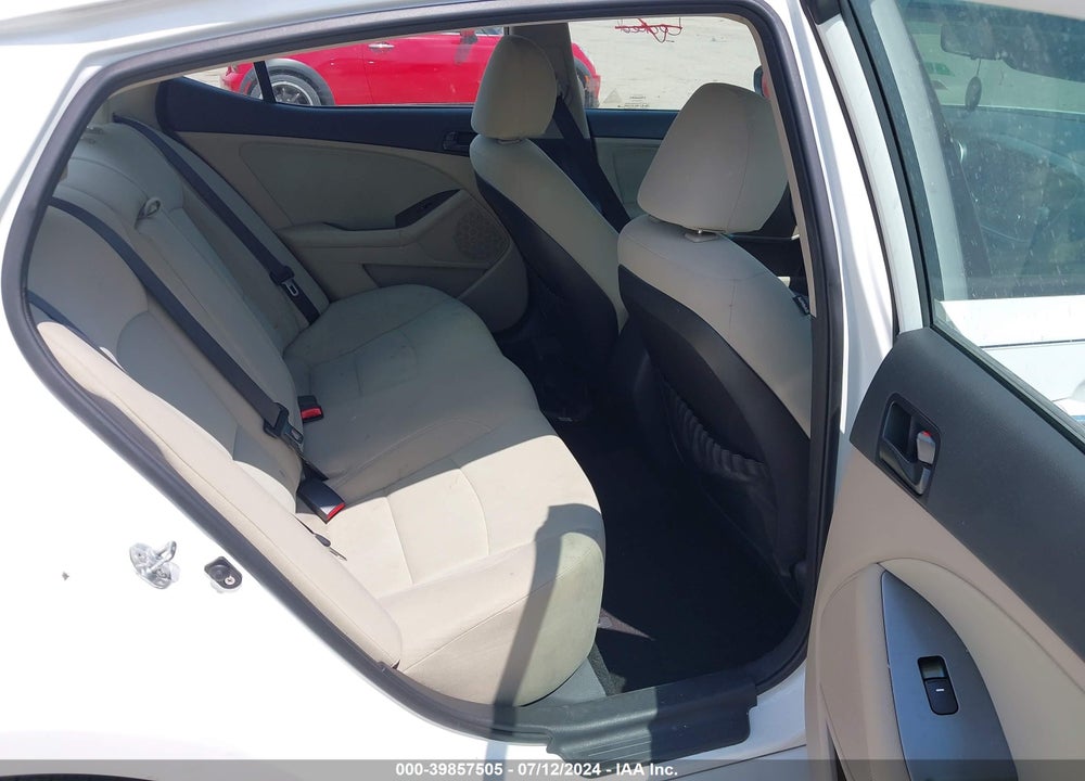 2015 KIA OPTIMA LX VIN: KNAGM4A76F5542010