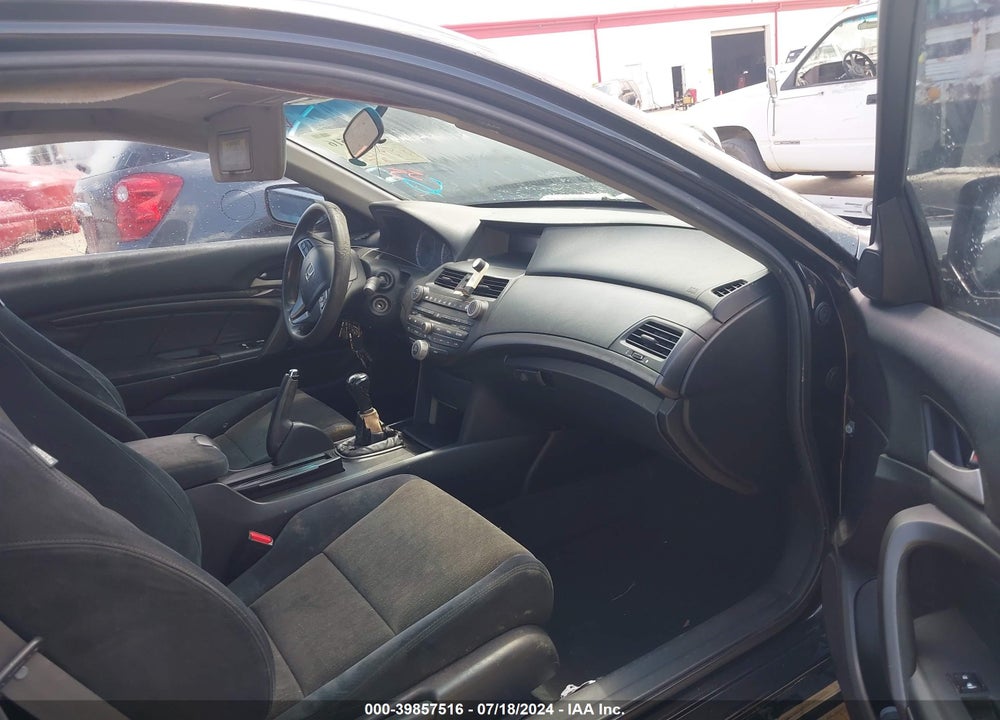 2009 HONDA ACCORD 2.4 LX-S VIN: 1HGCS11309A002636