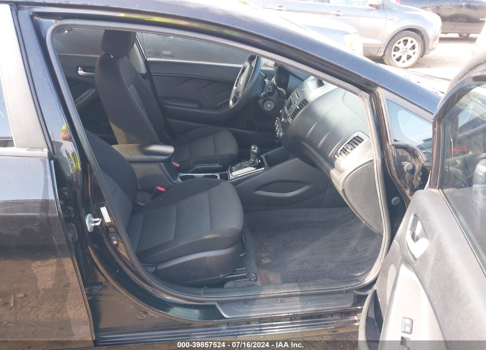 2017 KIA FORTE LX VIN: 3KPFK4A70HE057700