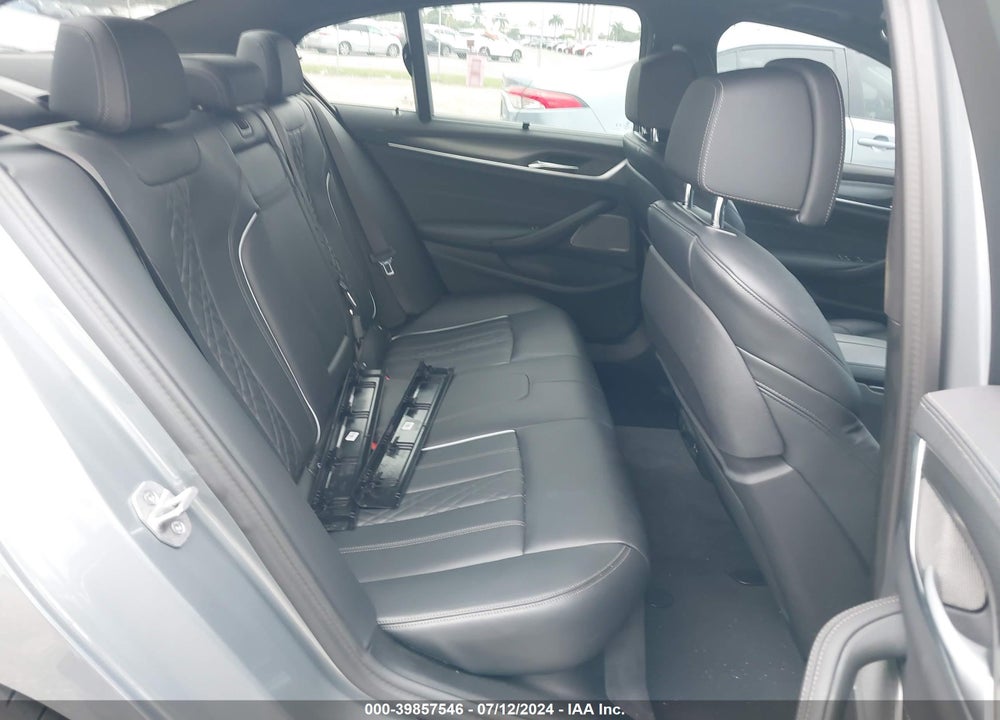 2023 BMW M550 I XDRIVE VIN: WBA13BK04PCN21832