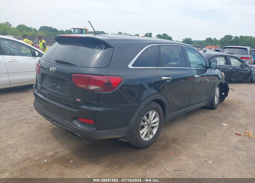 2019 KIA SORENTO 2.4L L VIN: 5XYPG4A35KG577534