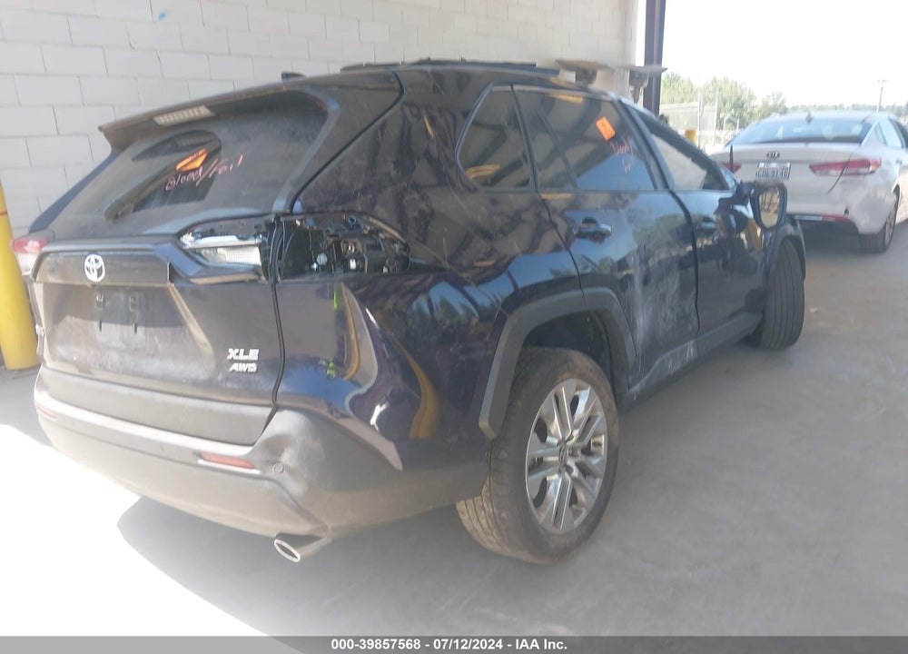 2019 TOYOTA RAV4 XLE PREMIUM VIN: JTMA1RFV7KD028429