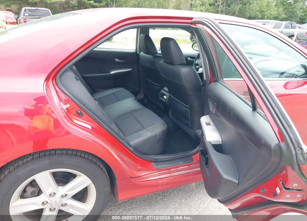 2013 TOYOTA CAMRY SE VIN: 4T1BF1FK2DU657687