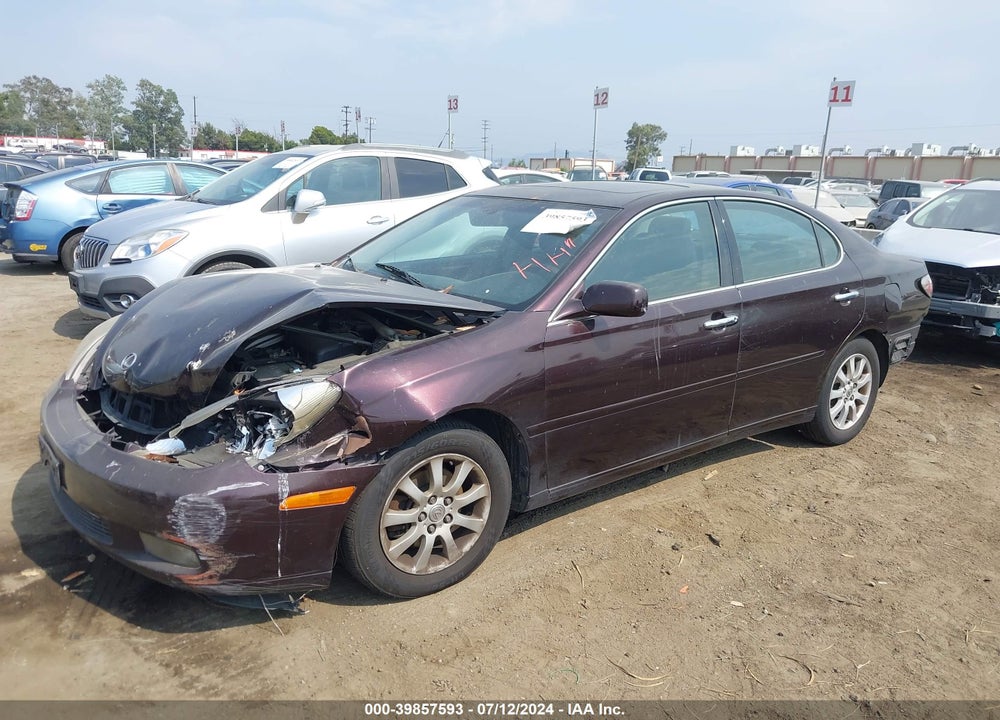 2002 LEXUS ES 300 VIN: JTHBF30G325014615