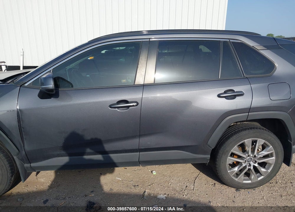 2019 TOYOTA RAV4 XLE PREMIUM VIN: 2T3C1RFV4KW057348