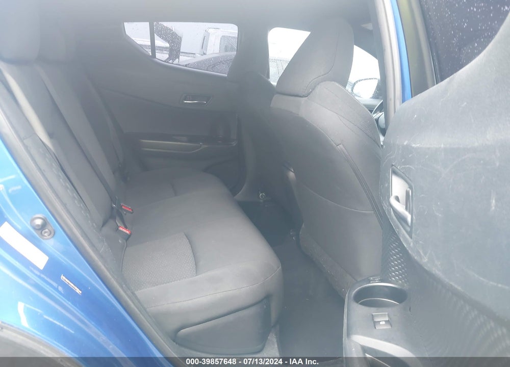 2018 TOYOTA C-HR XLE VIN: NMTKHMBX6JR019460
