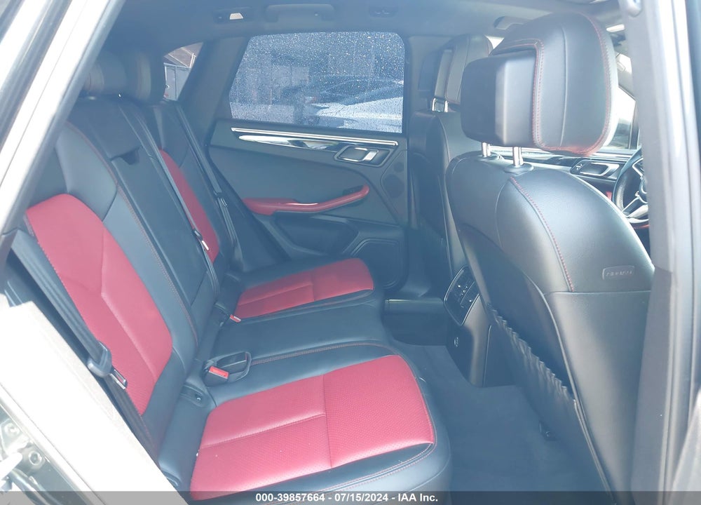 2018 PORSCHE MACAN SPORT EDITION VIN: WP1AA2A51JLB19570