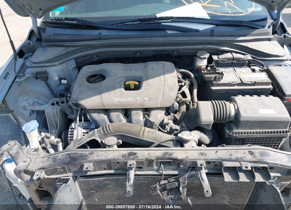 2017 HYUNDAI ELANTRA SE VIN: 5NPD74LF3HH125884