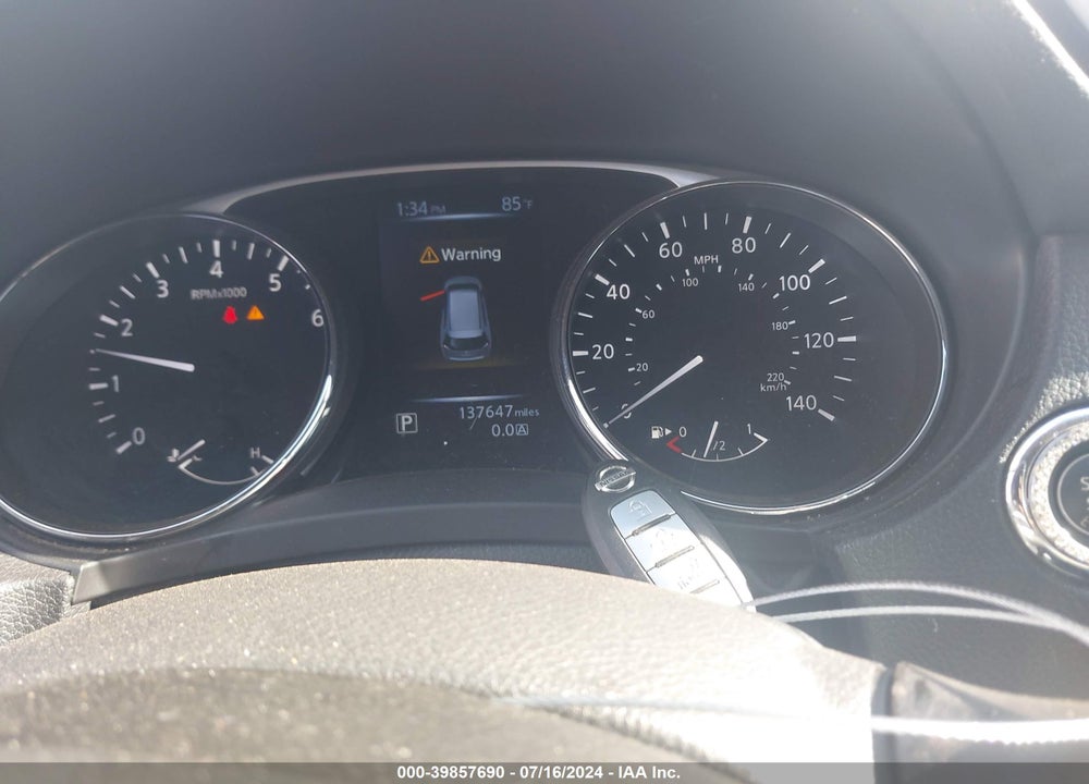 2015 NISSAN ROGUE SL VIN: 5N1AT2MTXFC803719