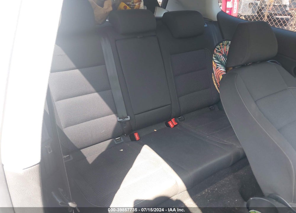 2010 VOLKSWAGEN GOLF 2-DOOR VIN: WVWBB7AJXAW256681