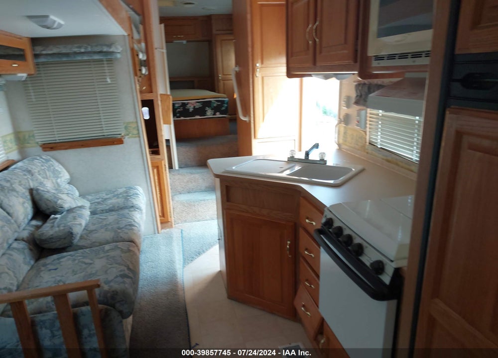 2002 JAYCO JAY FLIGHT 27.5RKS VIN: 1UJCJ02N325L10118