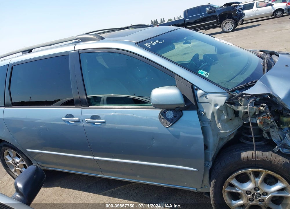 2005 TOYOTA SIENNA XLE VIN: 5TDZA22C25S280905