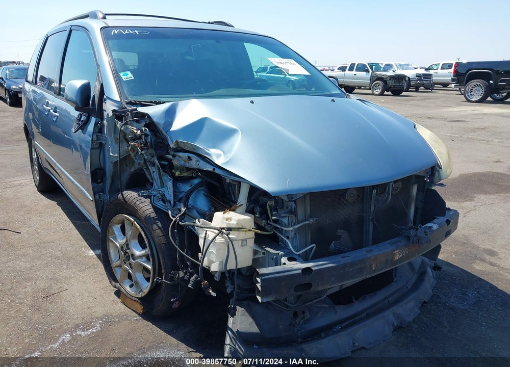 2005 TOYOTA SIENNA XLE VIN: 5TDZA22C25S280905