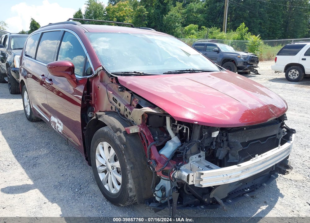2017 CHRYSLER PACIFICA TOURING L VIN: 2C4RC1BG5HR540279