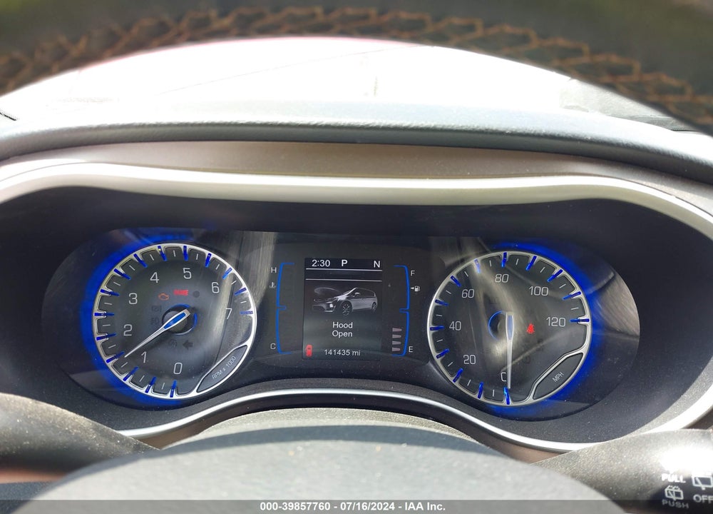 2017 CHRYSLER PACIFICA TOURING L VIN: 2C4RC1BG5HR540279