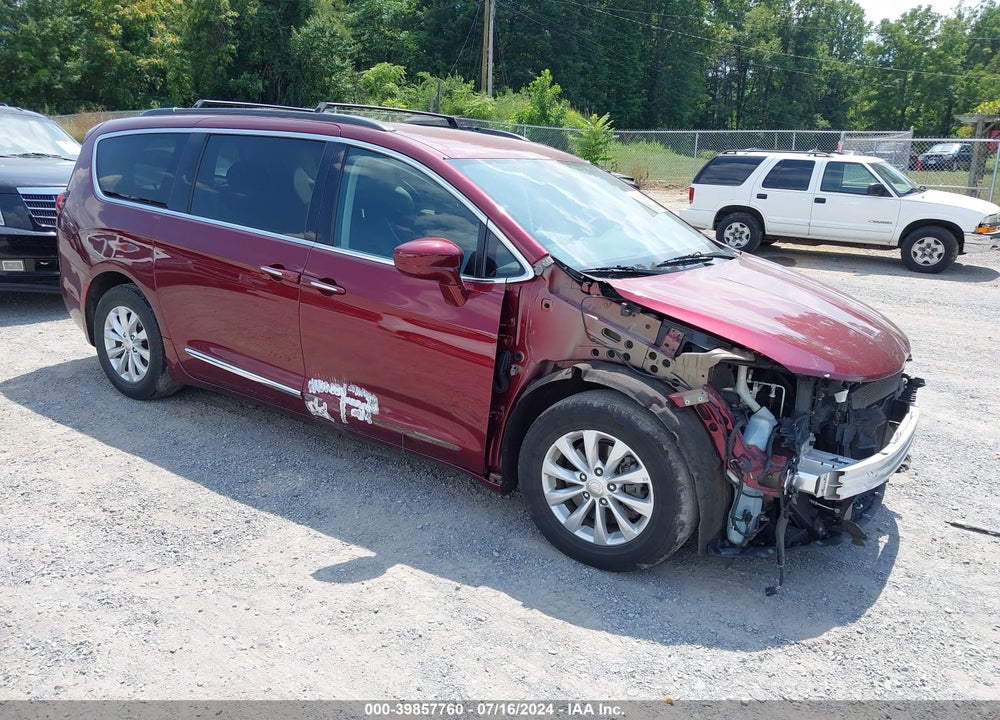 2017 CHRYSLER PACIFICA TOURING L VIN: 2C4RC1BG5HR540279