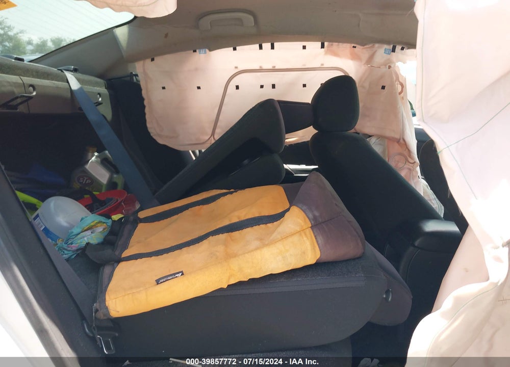 2015 NISSAN SENTRA SR VIN: 3N1AB7AP1FY257186