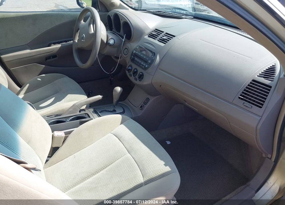 2002 NISSAN ALTIMA 2.5 S VIN: 1N4AL11DX2C702451
