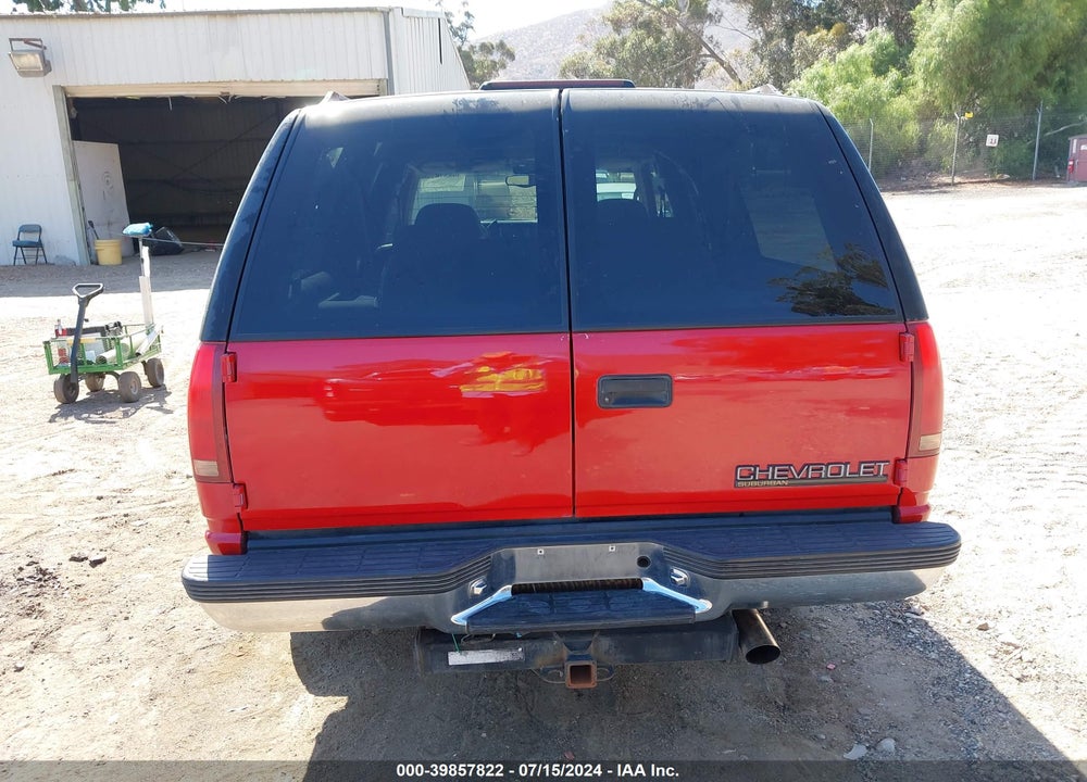 1999 CHEVROLET SUBURBAN 1500 LT VIN: 3GNEC16R6XG193888