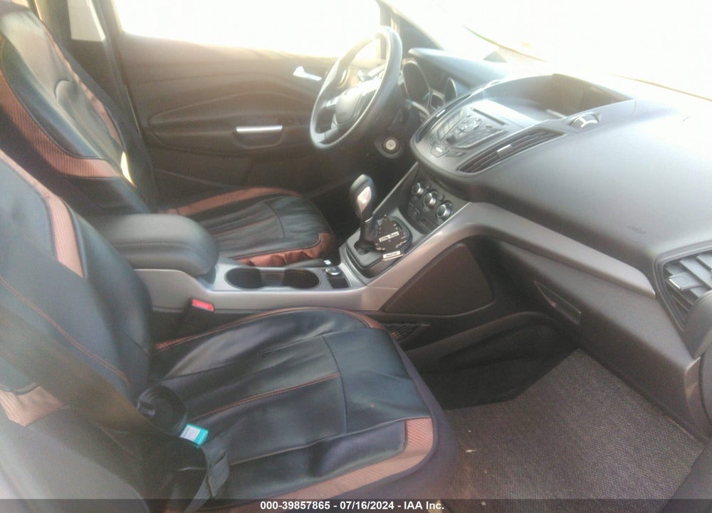2016 FORD ESCAPE SE VIN: 1FMCU9GX1GUB11003