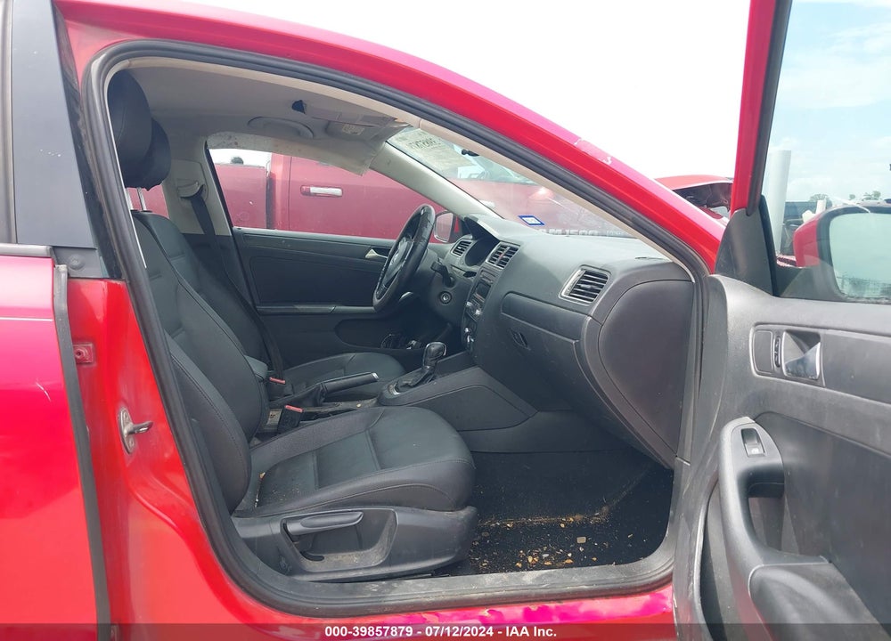 2012 VOLKSWAGEN JETTA 2.5L SE VIN: 3VWDX7AJXCM335455
