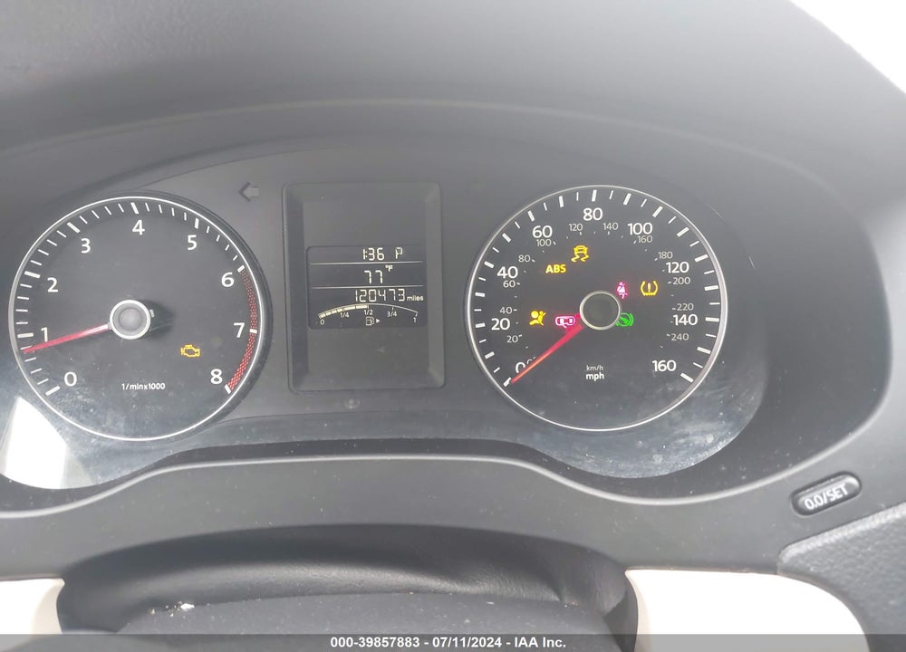 2013 VOLKSWAGEN JETTA 2.5L SE VIN: 3VWDP7AJ0DM212054