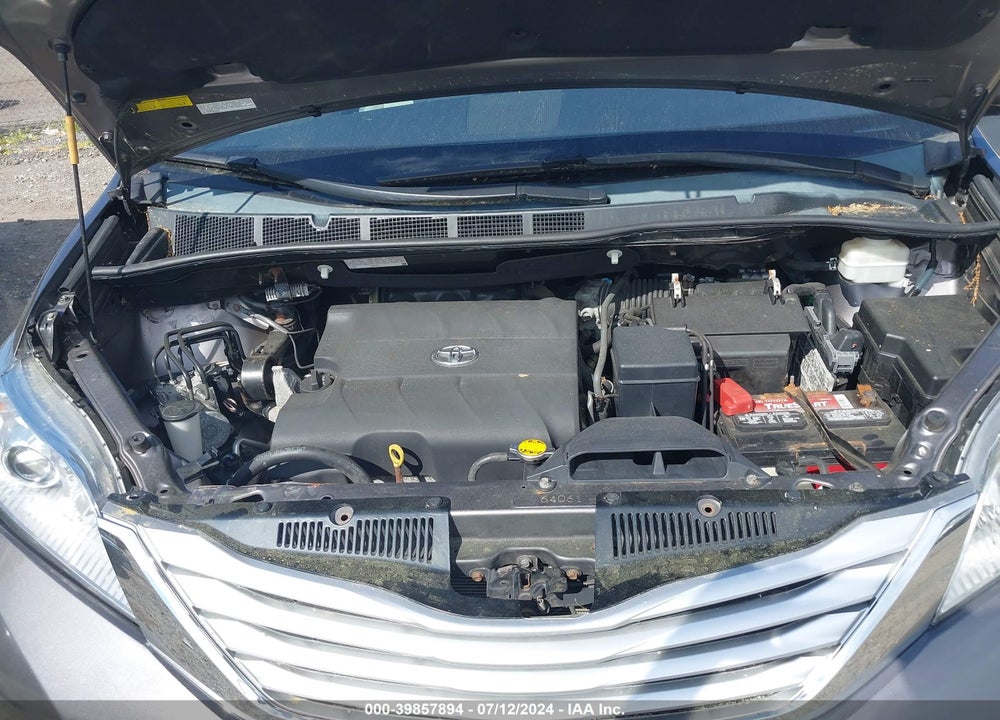 2014 TOYOTA SIENNA LIMITED 7 PASSENGER VIN: 5TDDK3DC6ES083276