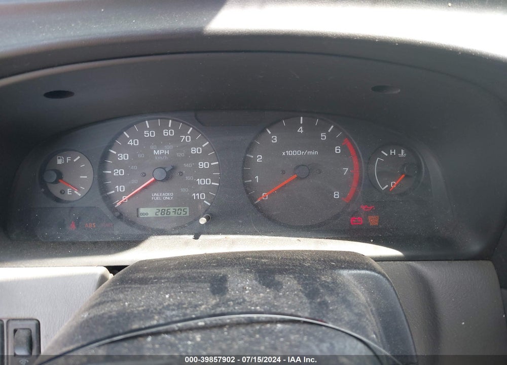 2000 NISSAN XTERRA SE/XE VIN: 5N1ED28T0YC582742