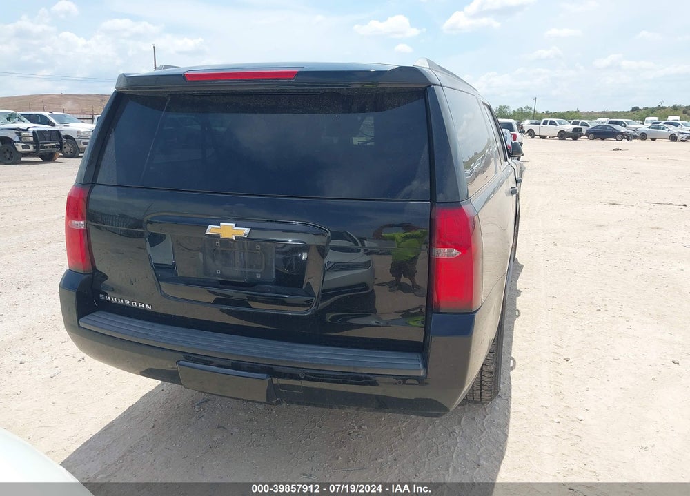 2016 CHEVROLET SUBURBAN LT VIN: 1GNSCHKC8GR424383