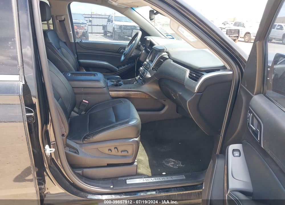 2016 CHEVROLET SUBURBAN LT VIN: 1GNSCHKC8GR424383