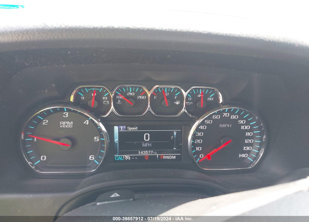 2016 CHEVROLET SUBURBAN LT VIN: 1GNSCHKC8GR424383