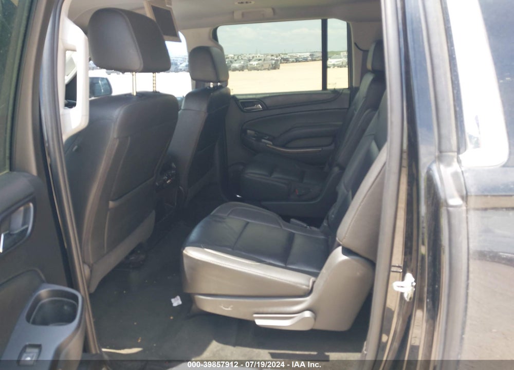 2016 CHEVROLET SUBURBAN LT VIN: 1GNSCHKC8GR424383