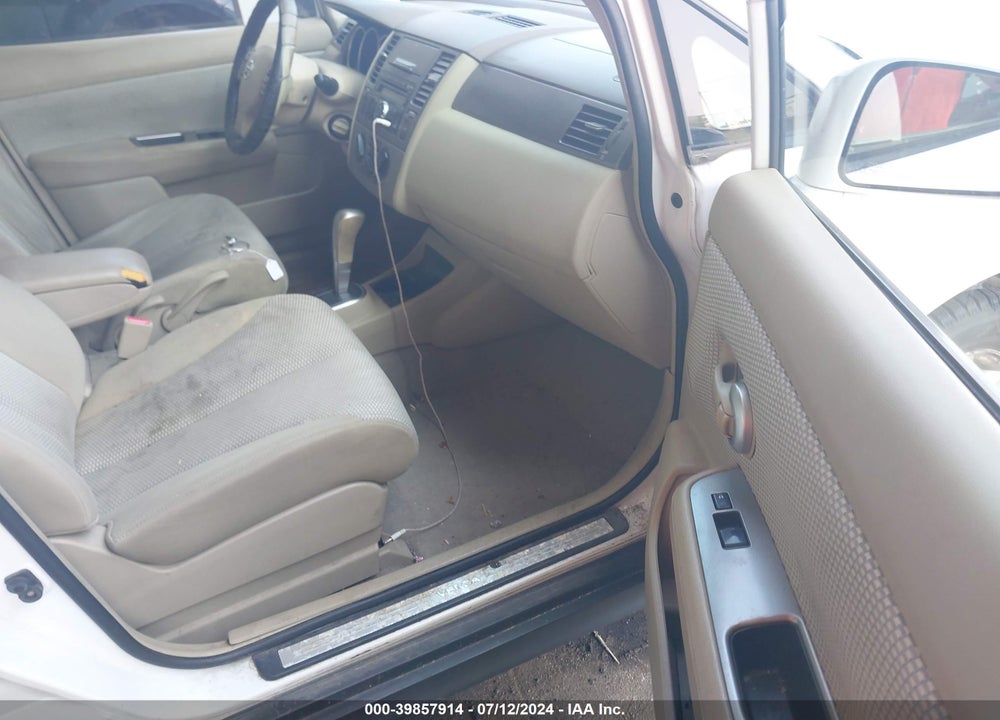 2007 NISSAN VERSA 1.8SL VIN: 3N1BC13E27L411221